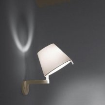 Настенный бра с выключателем Artemide Melampo 0721020A